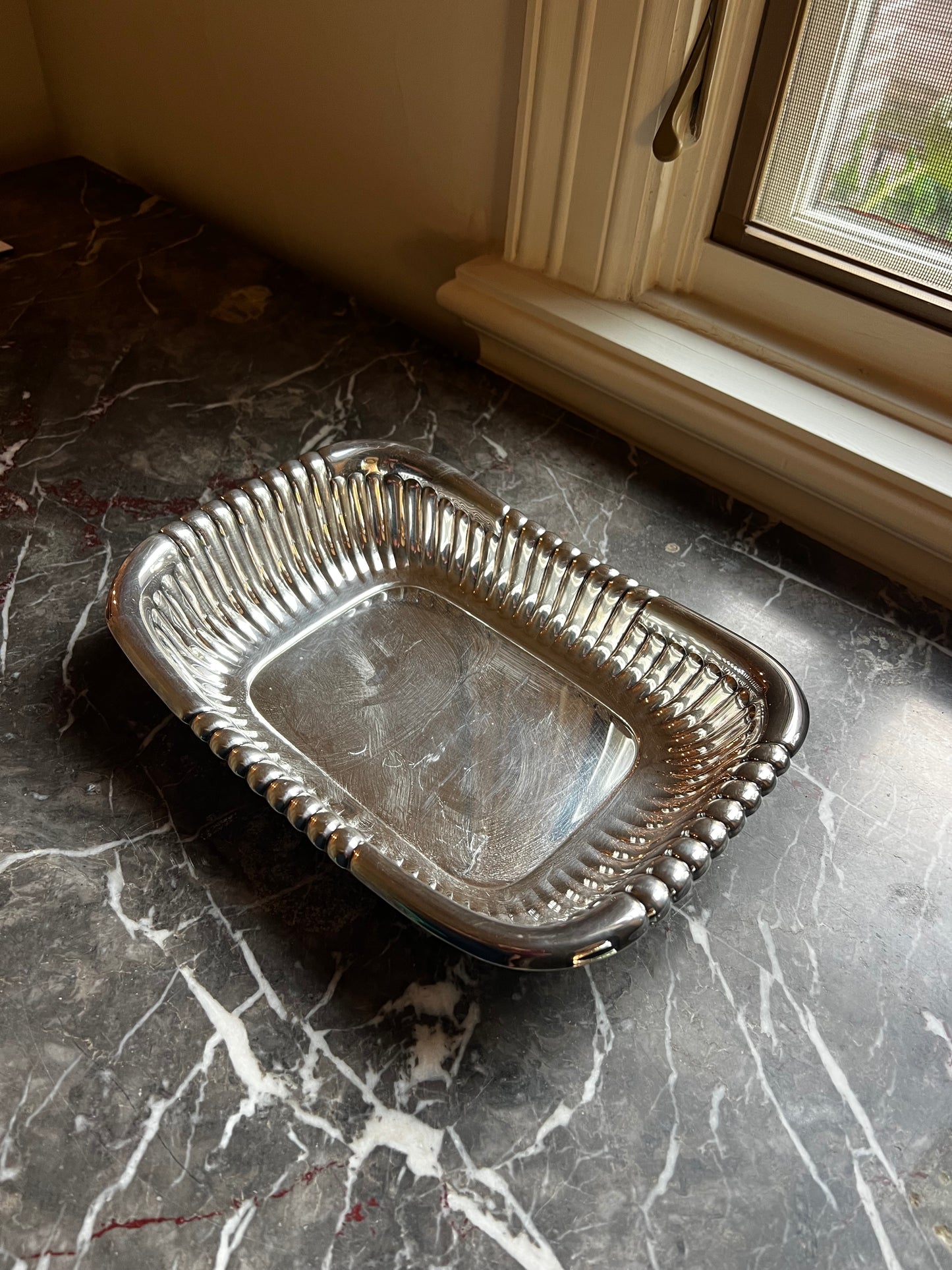 Vintage Silverplate Reeded Serving Bowl / Bread Basket