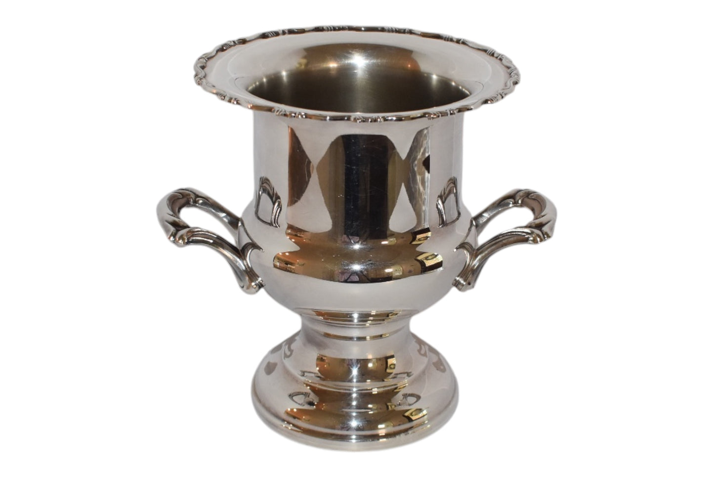 Oneida Fluted Edge Champagne Cooler