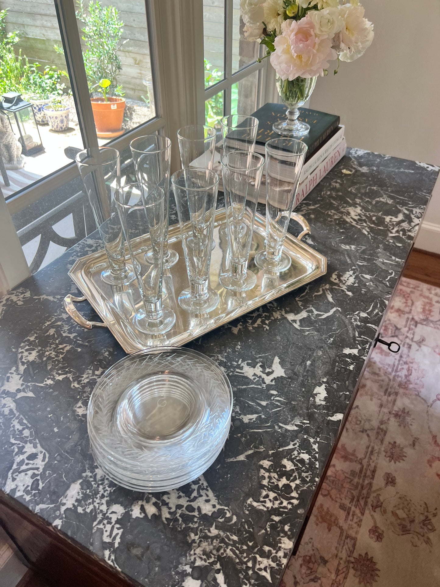 Set of 8 Vintage Tall Footed Pilsner Glasses