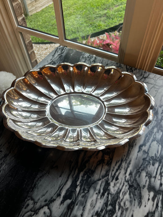 Vintage Reed & Barton Holiday Silverplate Oval Scalloped Serving Platter, 15 Inch
