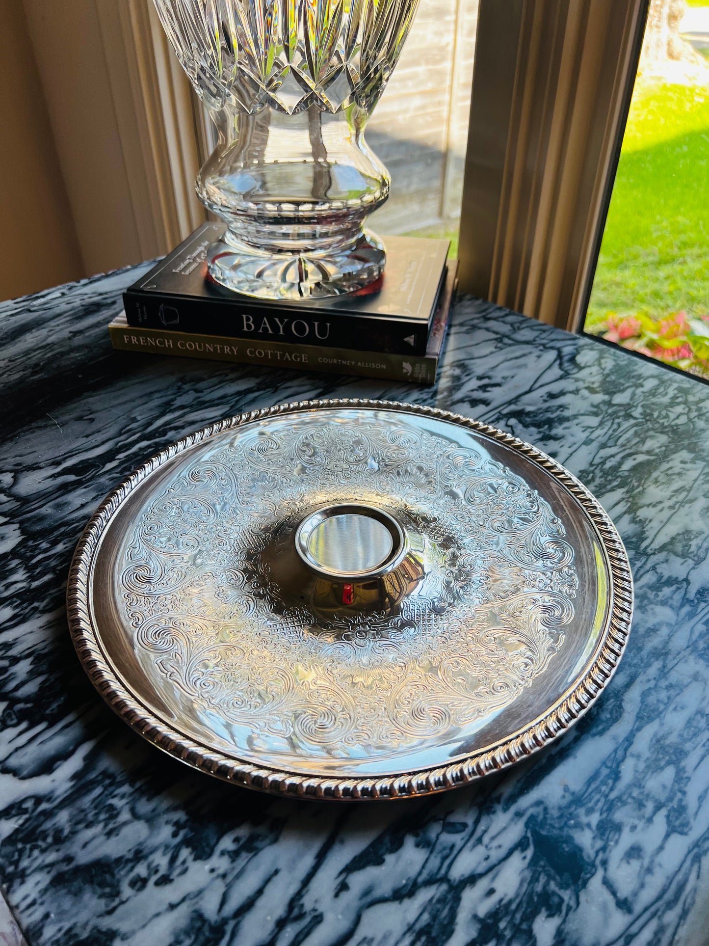Vintage Wm. Rogers Silverplate Chip and Dip Server, 12"