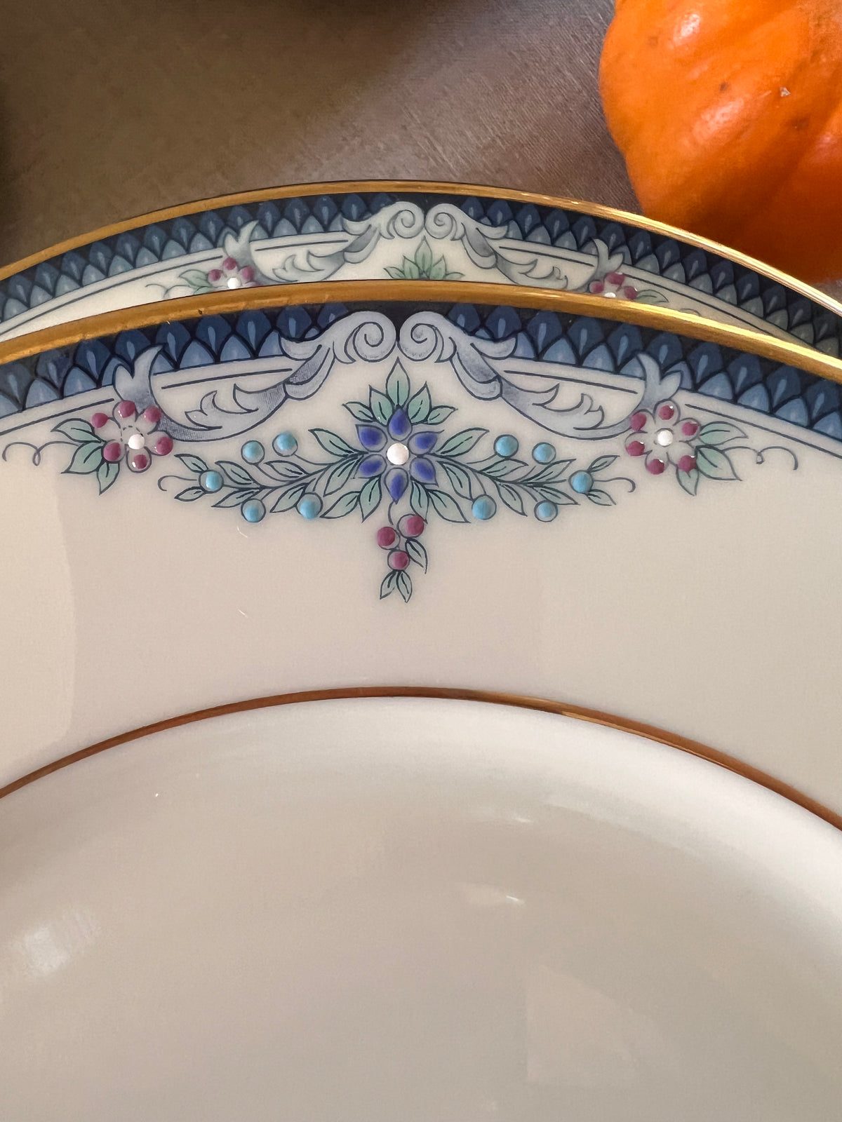 Lenox Columbia Dinnerware 9 place settings